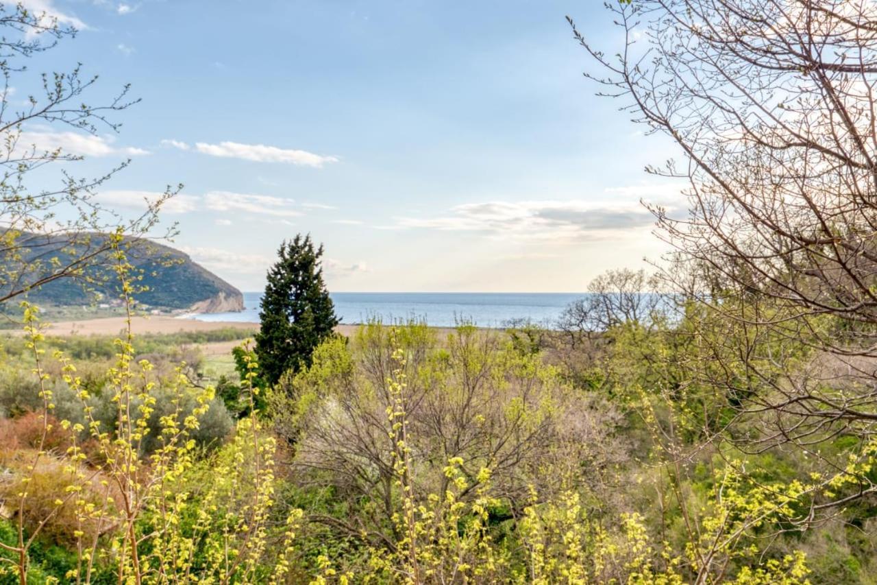 Savovic_Lux Apartment Petrovac Bagian luar foto