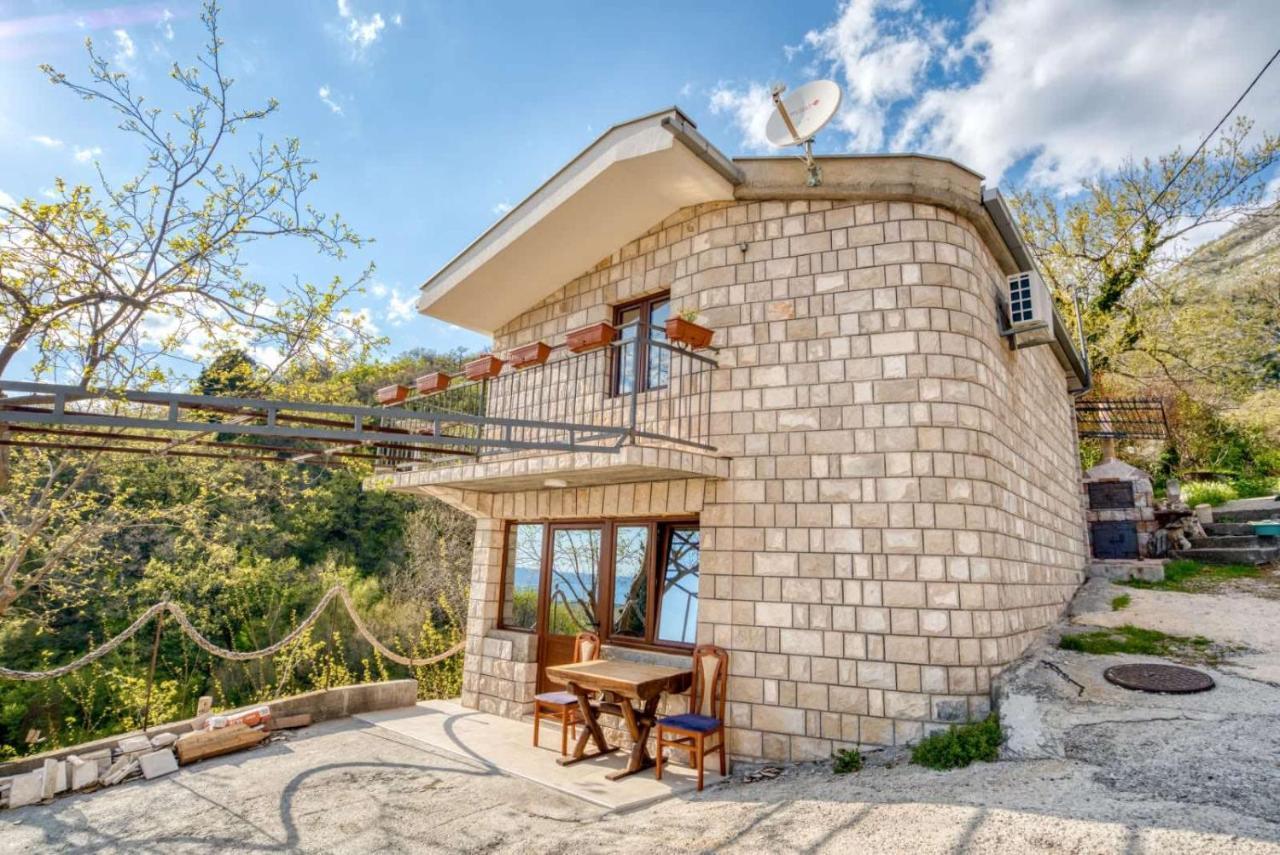 Savovic_Lux Apartment Petrovac Bagian luar foto