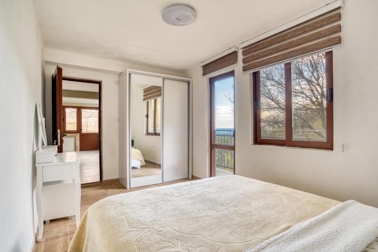 Savovic_Lux Apartment Petrovac Bagian luar foto