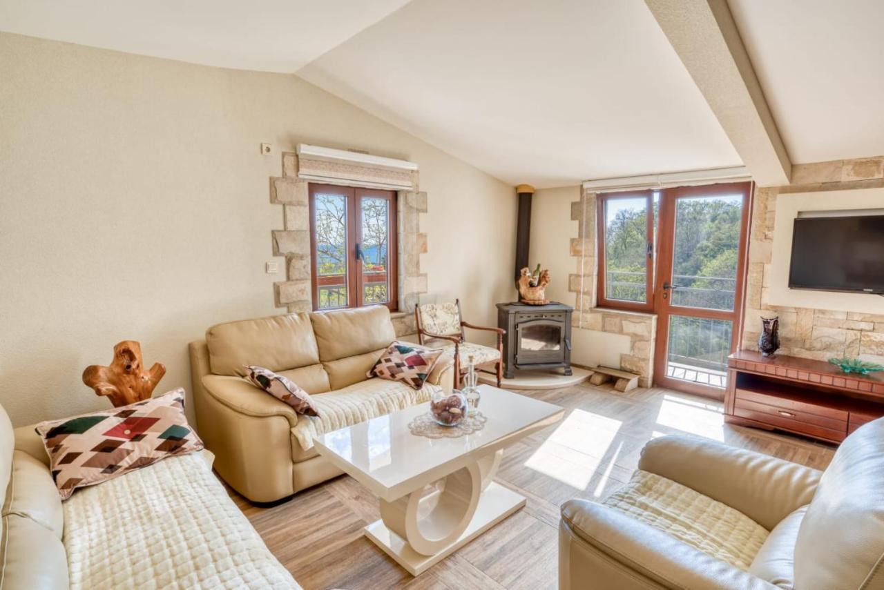 Savovic_Lux Apartment Petrovac Bagian luar foto